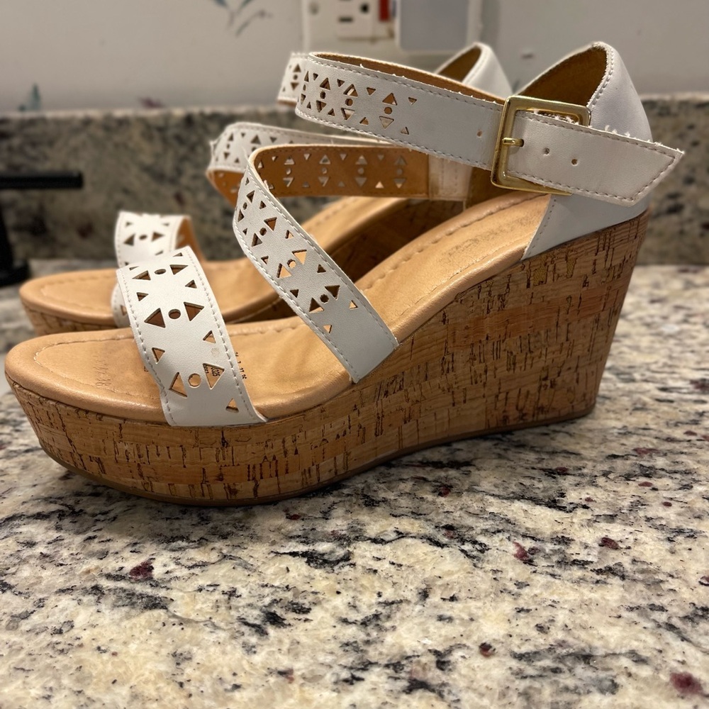 ANDREA FENZI White and Tan Wedge Sandals